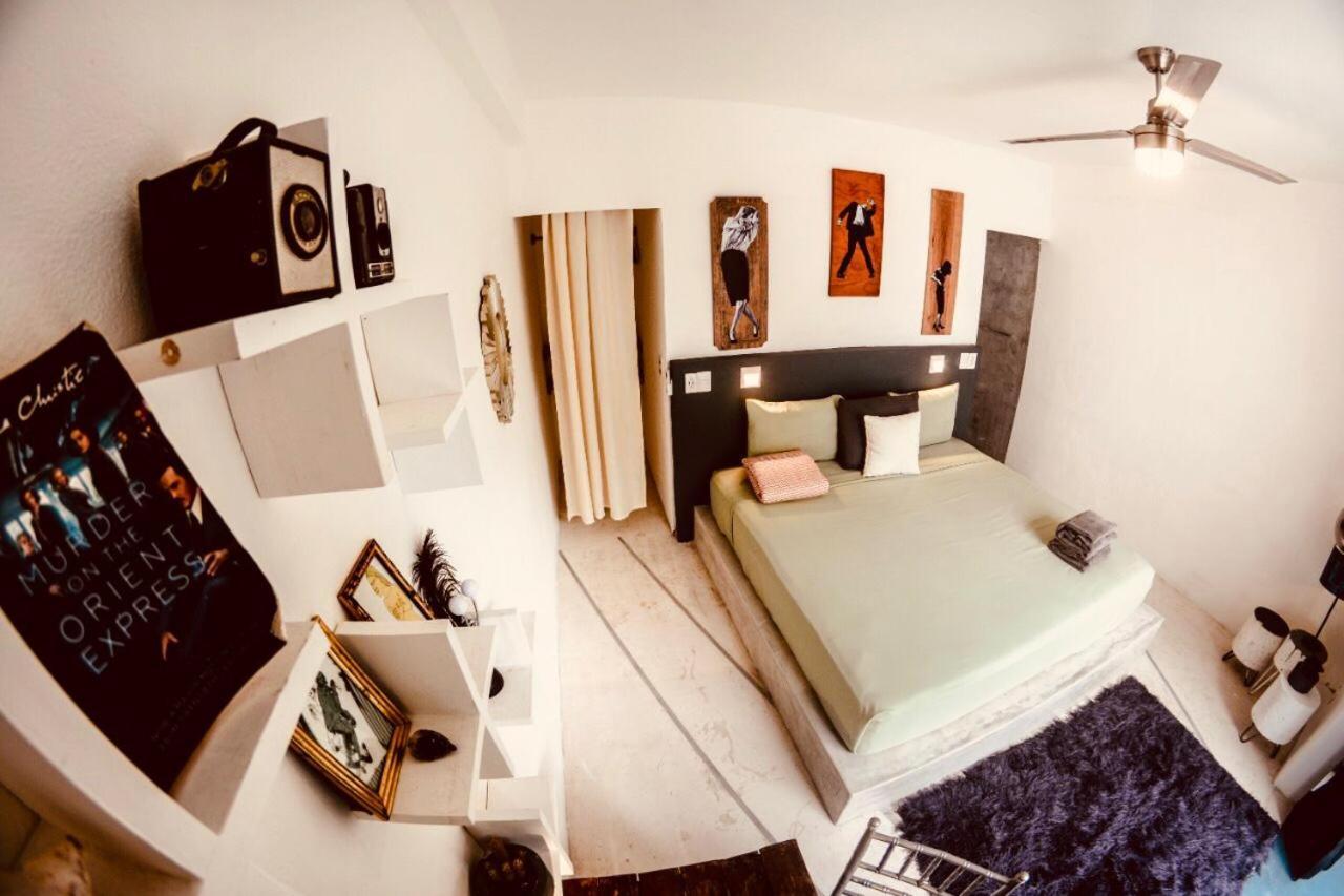 Radio Tulum Hotell Exteriör bild