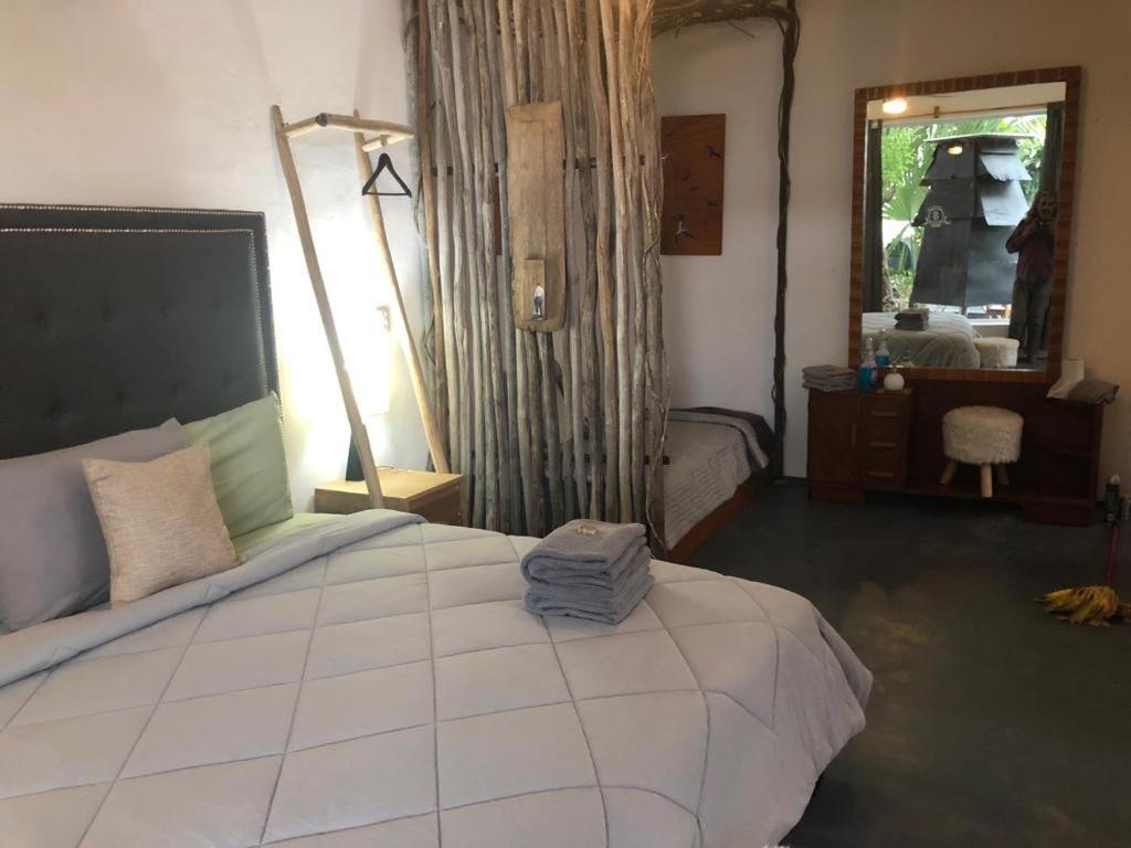 Radio Tulum Hotell Exteriör bild